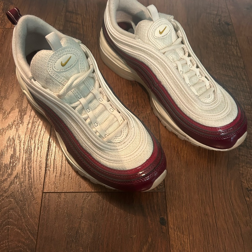 Nike Women’s Air Max 97